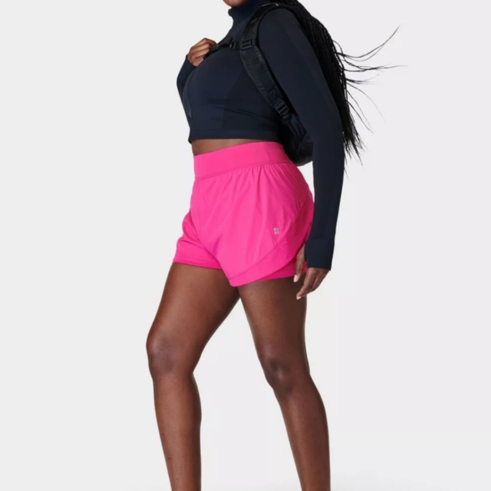 NWT Sweaty Betty Tempo  Run shorts.